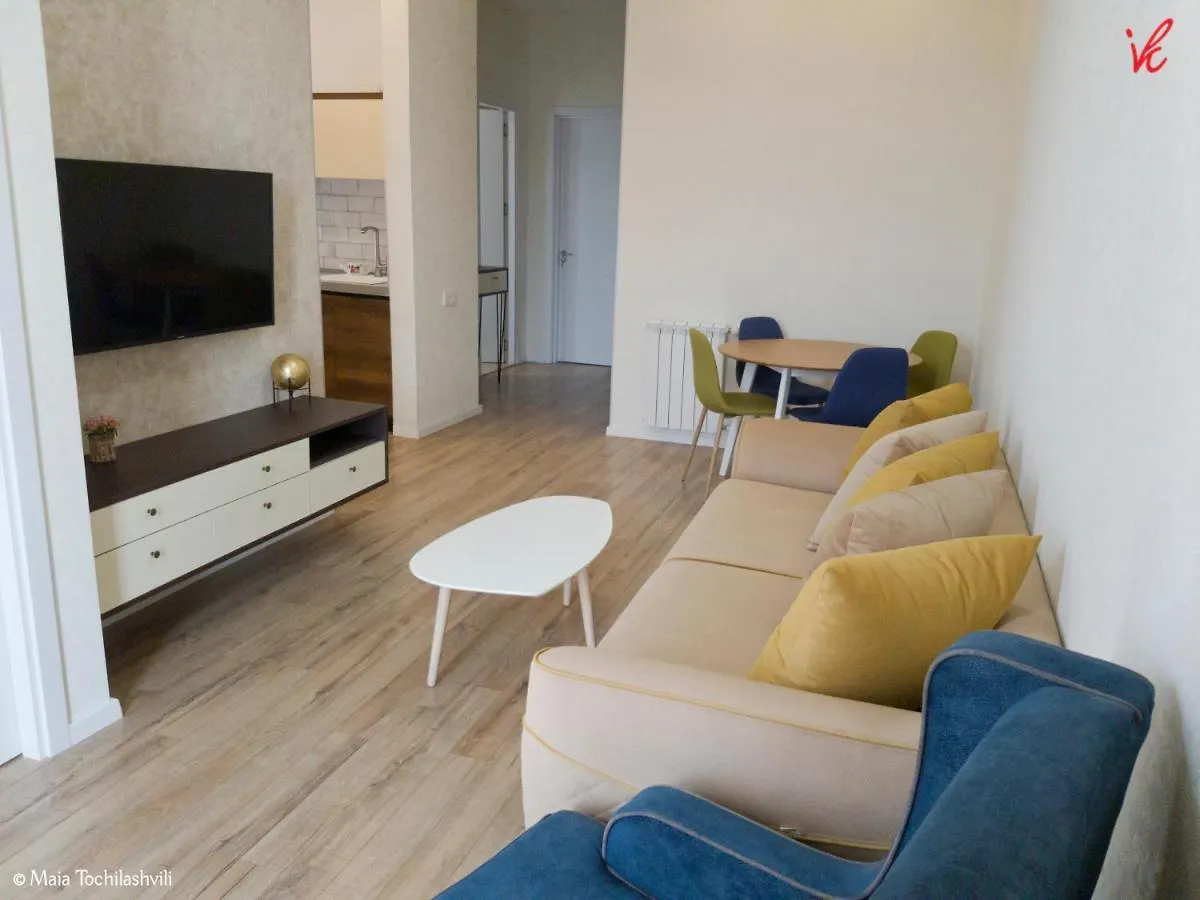 Sameba Bell, Luxury Apartment Тбилиси